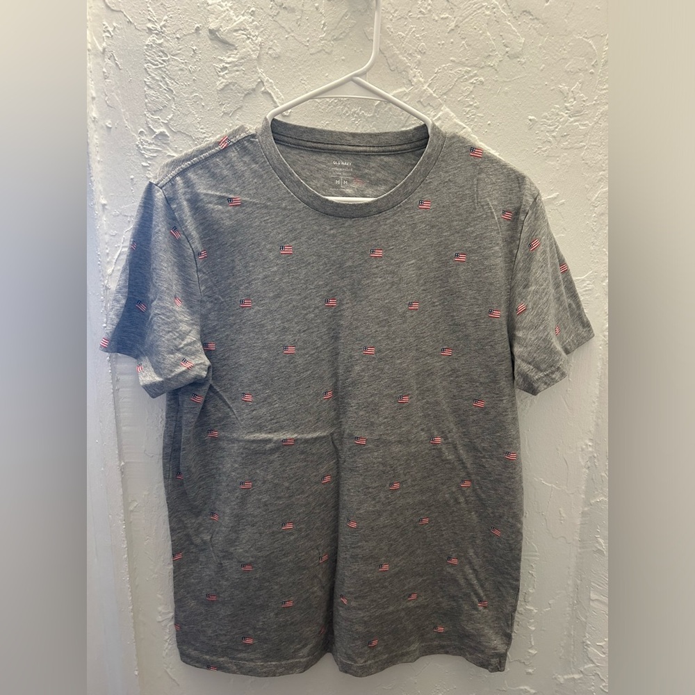 Old Navy American Flag Tshirt size medium
